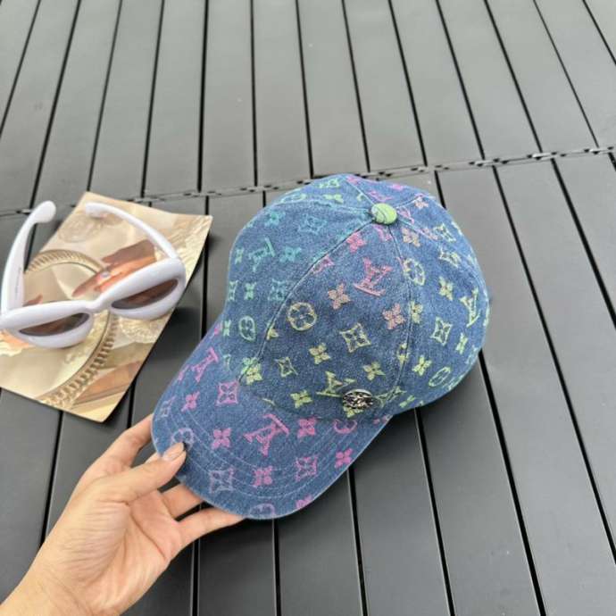 Picture of LV Cap _SKULVcap0701293238
